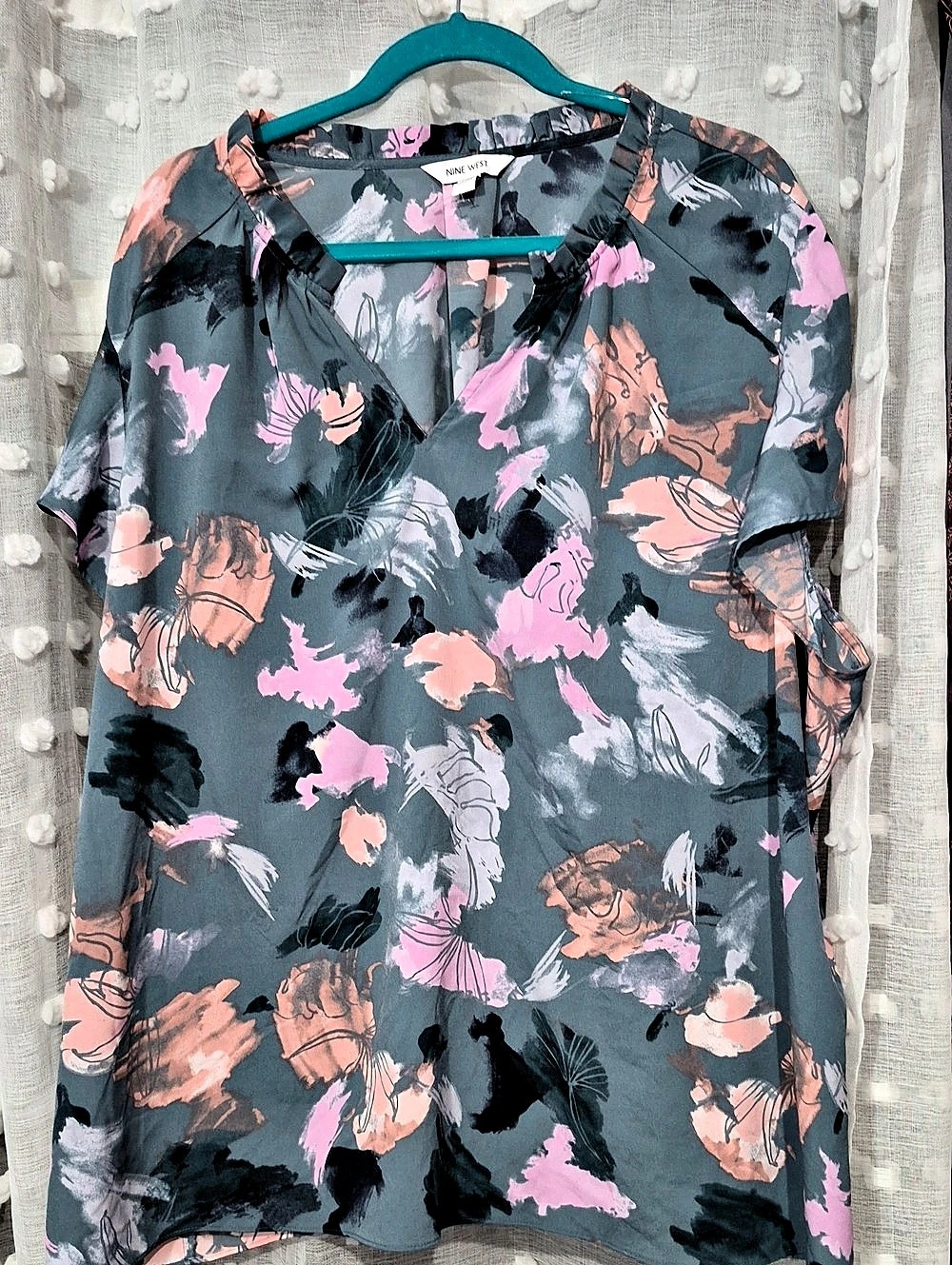 Nine West Floral Mini Dress in Gray & Pink Size 4x Like New